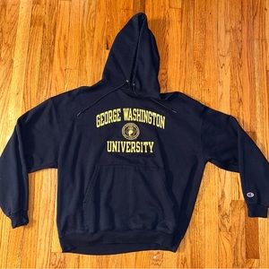 Men’s XXL George Washington University Champion Sweatshirt